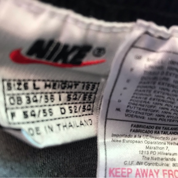 Nike women shorts (S-M-L) - Picture 4 of 6